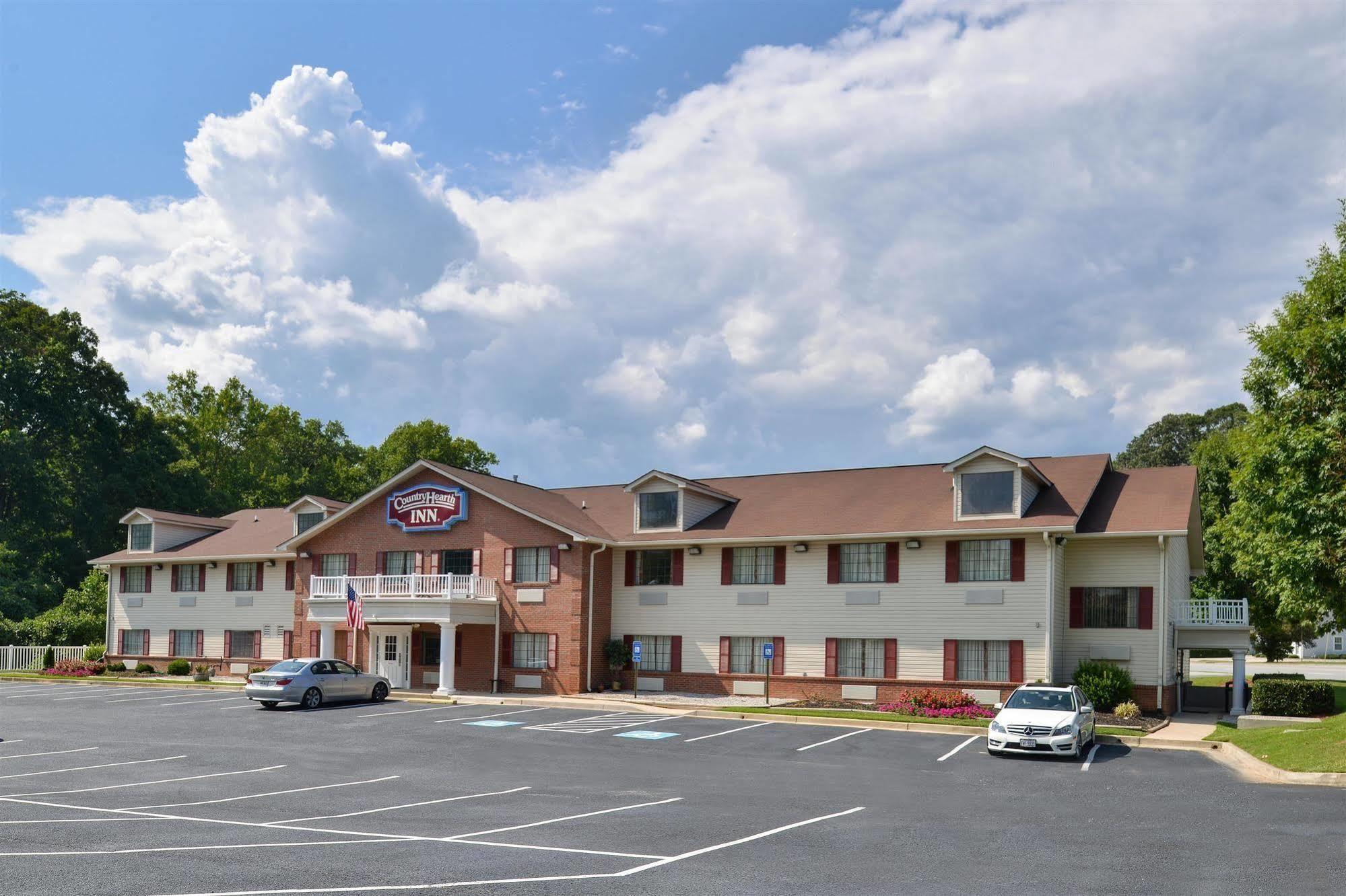 Country Hearth Inn-Toccoa Ngoại thất bức ảnh